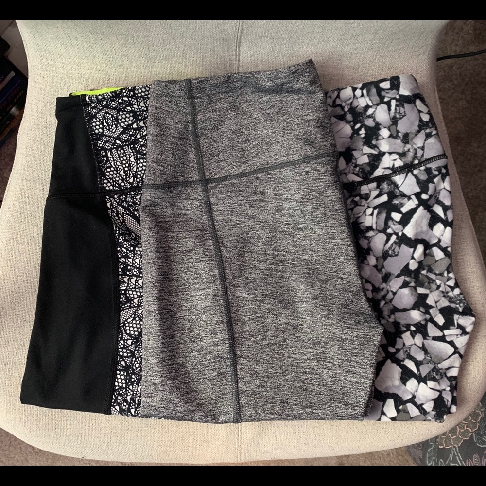 Victoria’s Secret Cropped Leggings